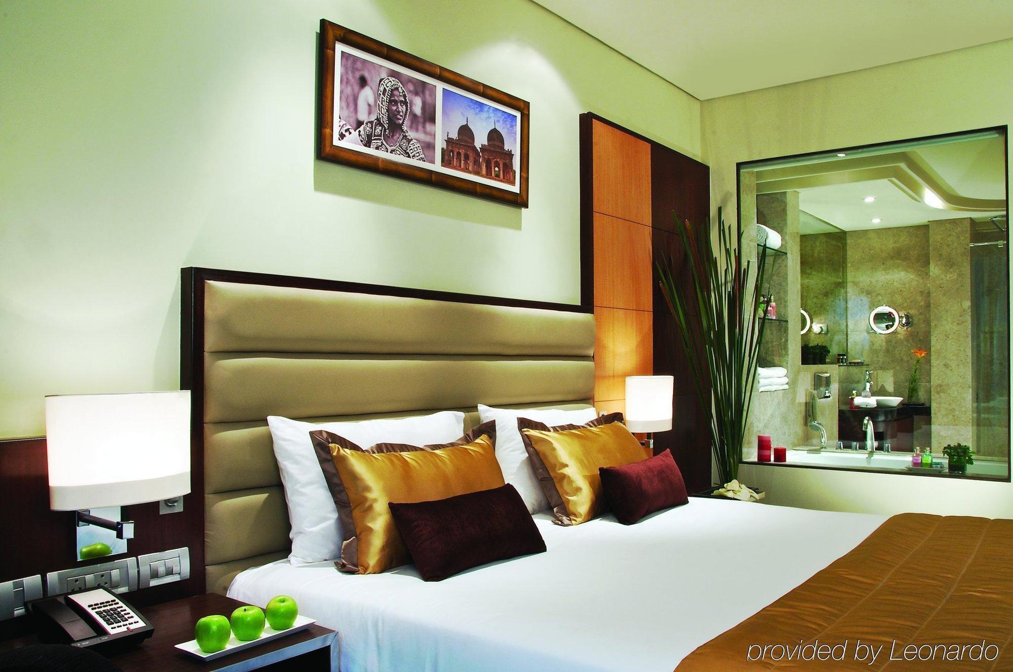 Vivanta Hyderabad, Begumpet Szoba fotó