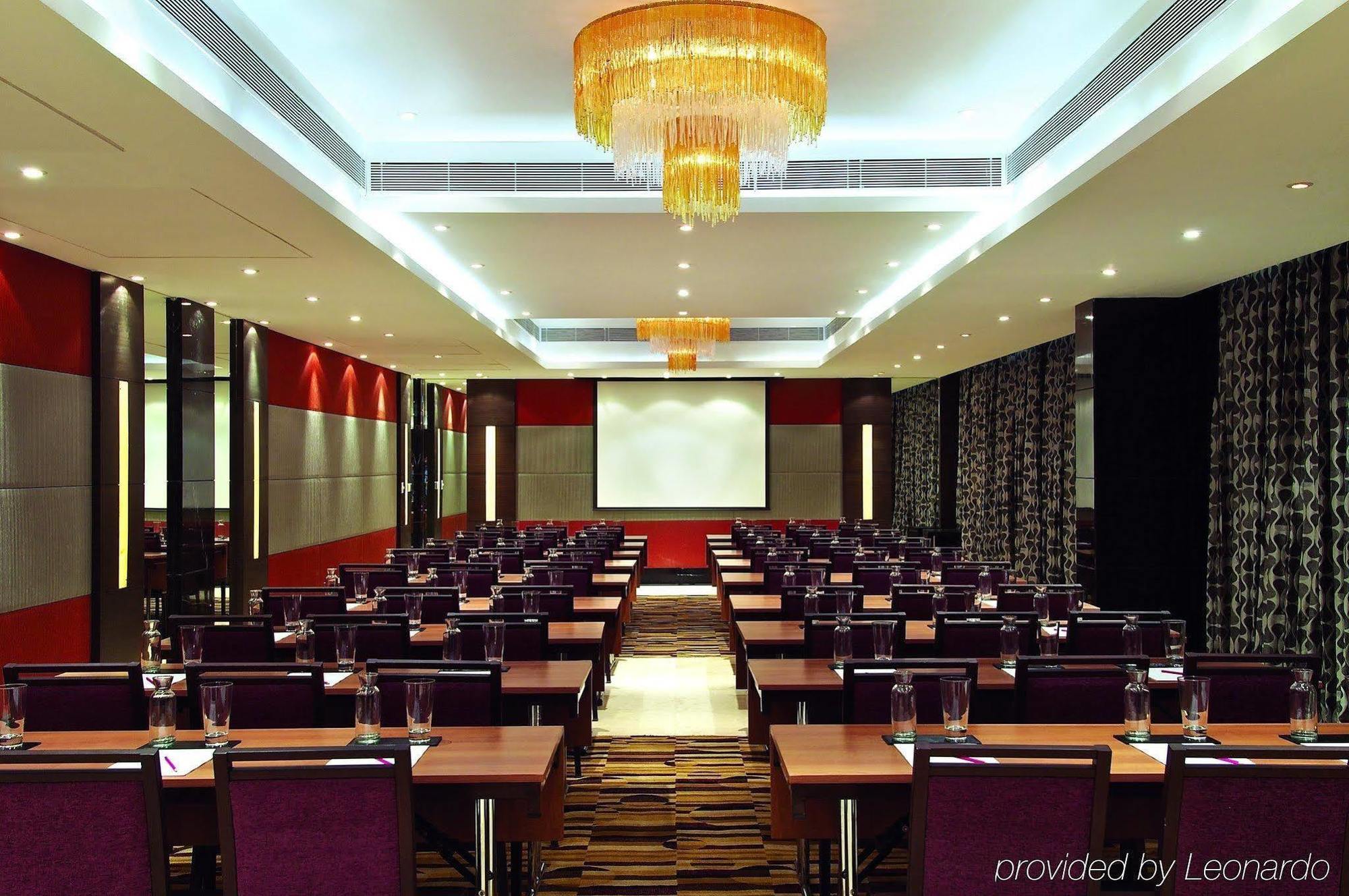 Vivanta Hyderabad, Begumpet Létesítmények fotó The Royal Conference Hall